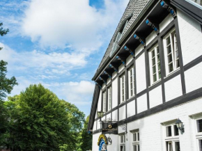 Отель Hotel Waldesruh Am See  Аумюле